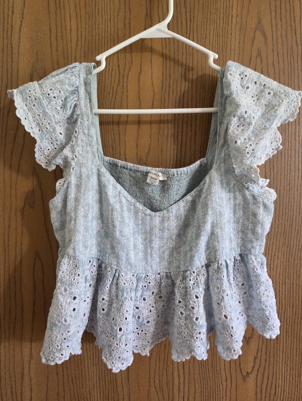 American Eagle Outfitters Size Small Light Blue Eyelet Peplum Flutter-Sleeve Top